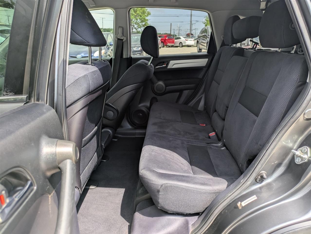 Honda CR-V SE 4WD 5-Speed AT 2011