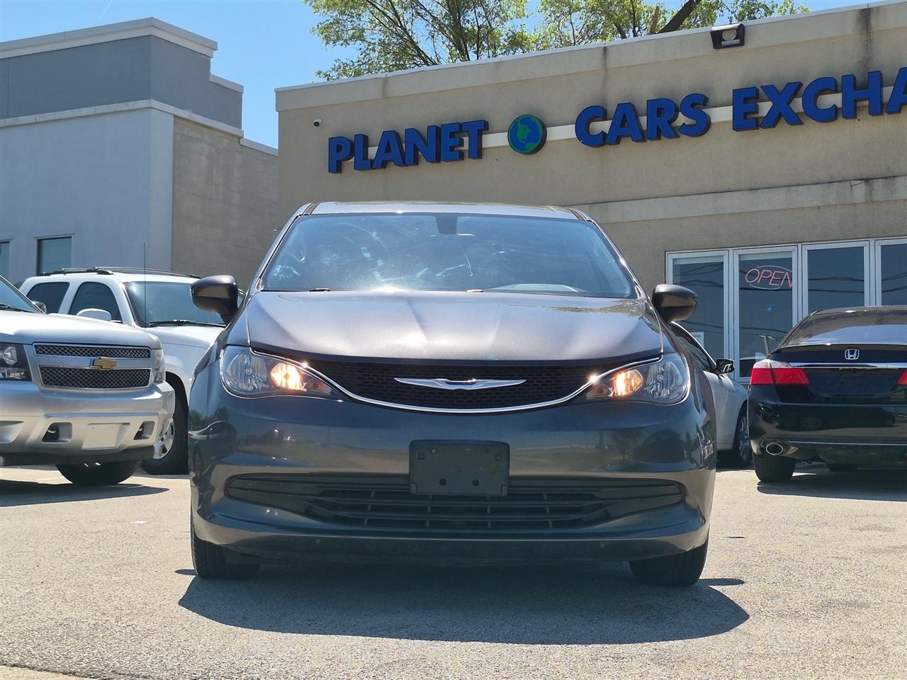 Chrysler Pacifica Touring 2017