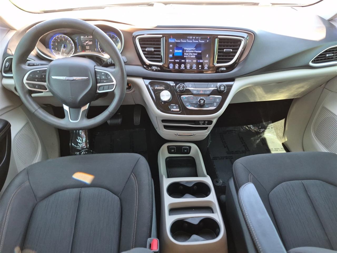 Chrysler Pacifica Touring 2017