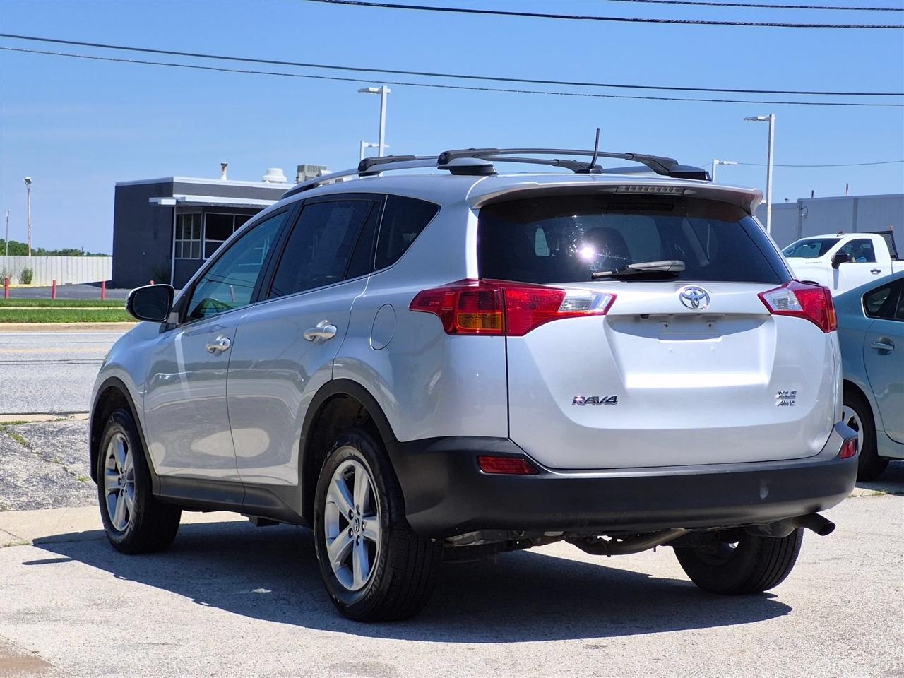 Toyota RAV4 XLE AWD 2015