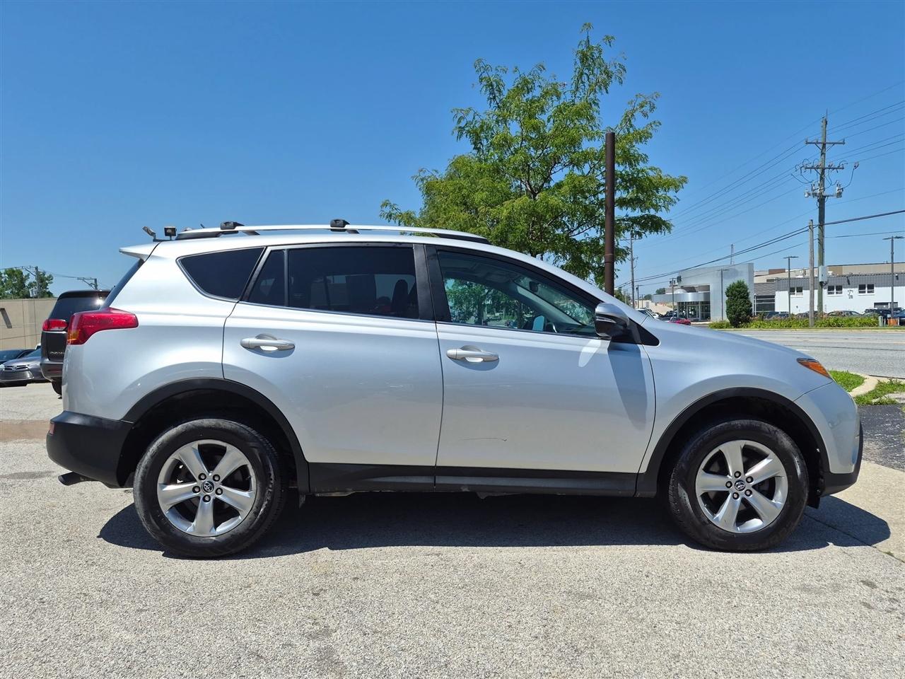 Toyota RAV4 XLE AWD 2015