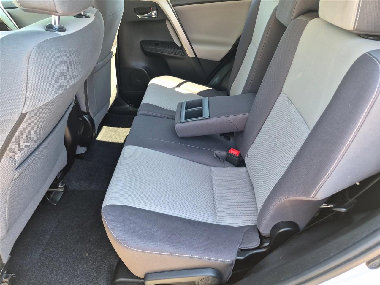 Toyota RAV4 XLE AWD 2015