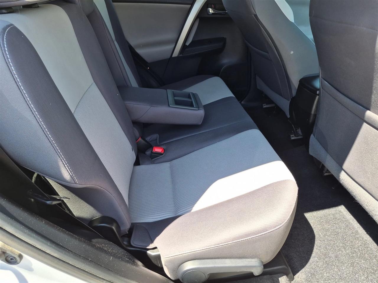 Toyota RAV4 XLE AWD 2015