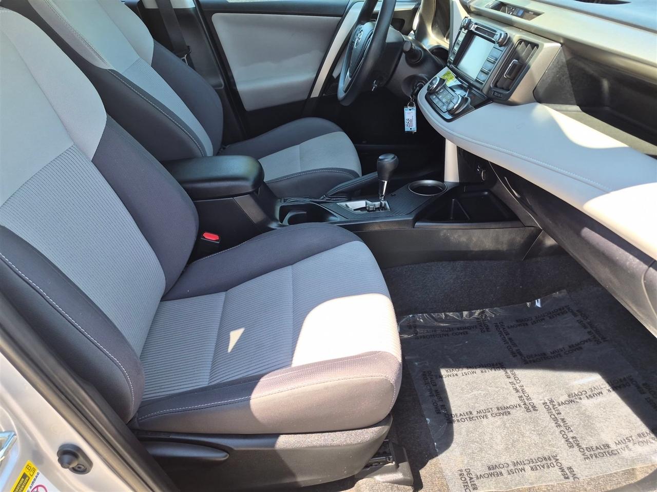 Toyota RAV4 XLE AWD 2015