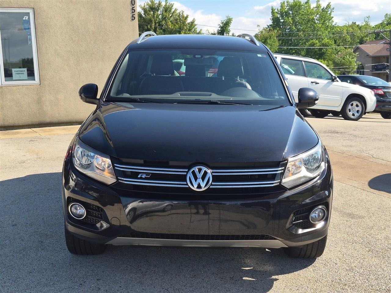 Volkswagen Tiguan SE R-Line Black 4D SUV 4Motion 2016