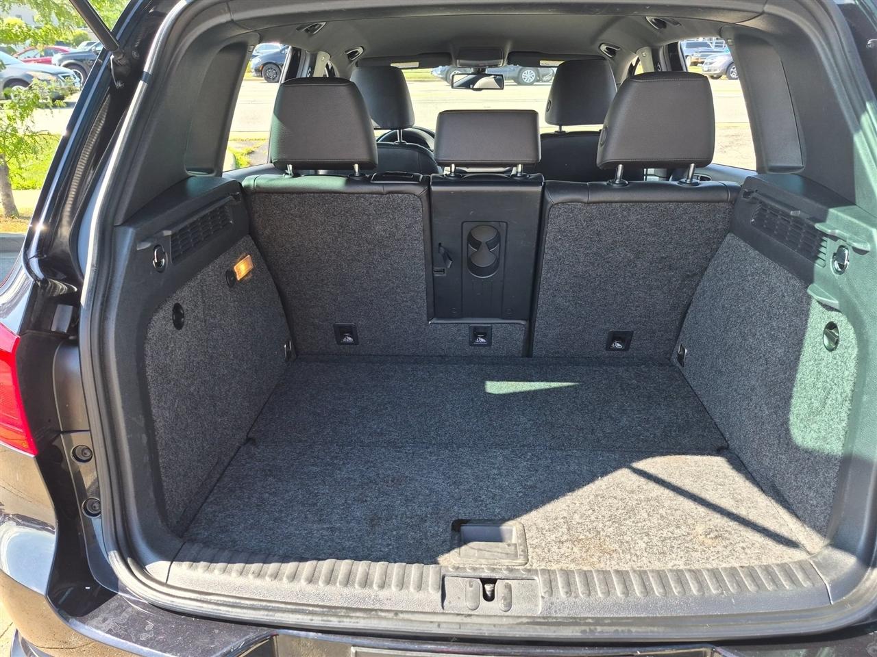 Volkswagen Tiguan SE R-Line Black 4D SUV 4Motion 2016