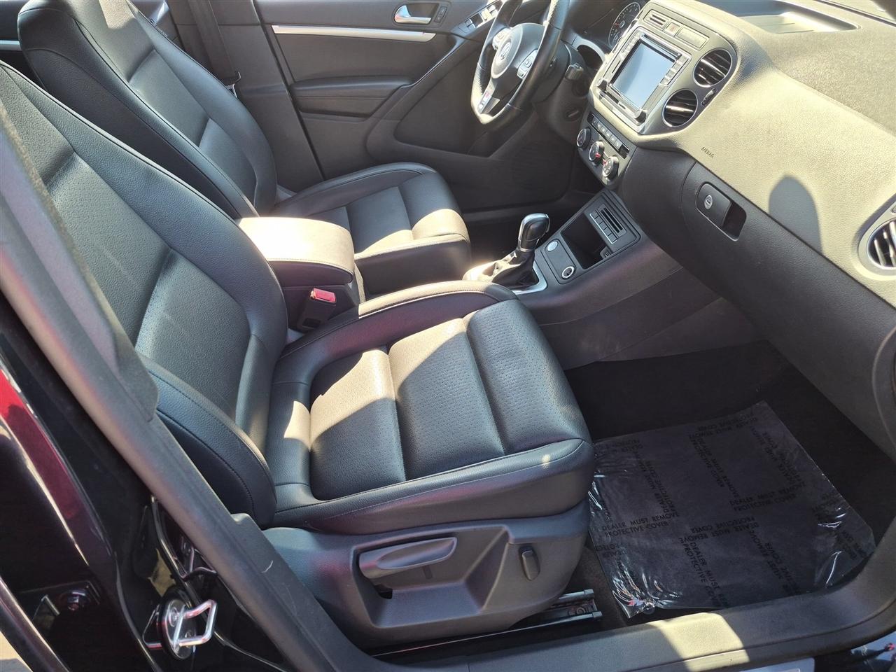 Volkswagen Tiguan SE R-Line Black 4D SUV 4Motion 2016