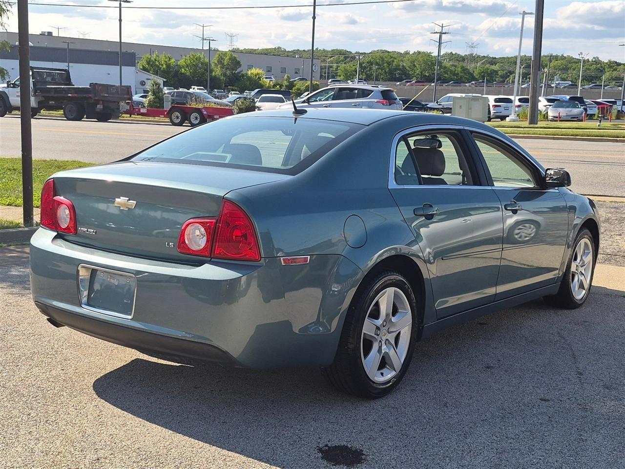Chevrolet Malibu LS 2009