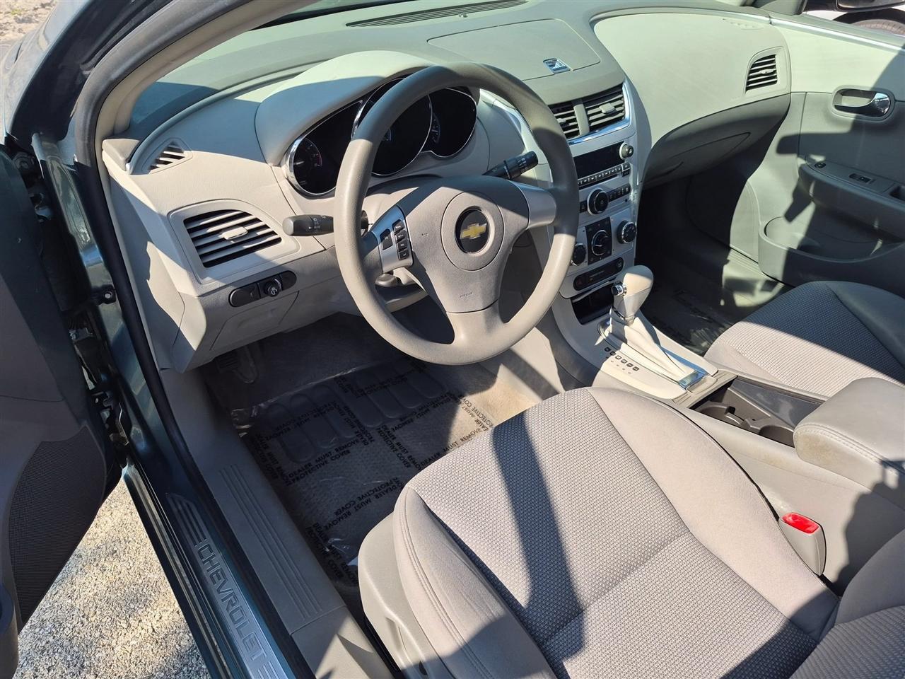 Chevrolet Malibu LS 2009