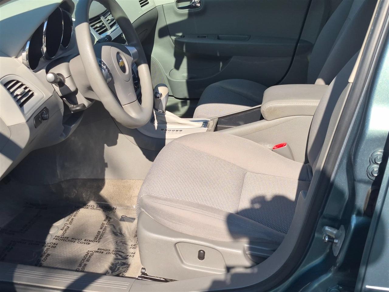 Chevrolet Malibu LS 2009