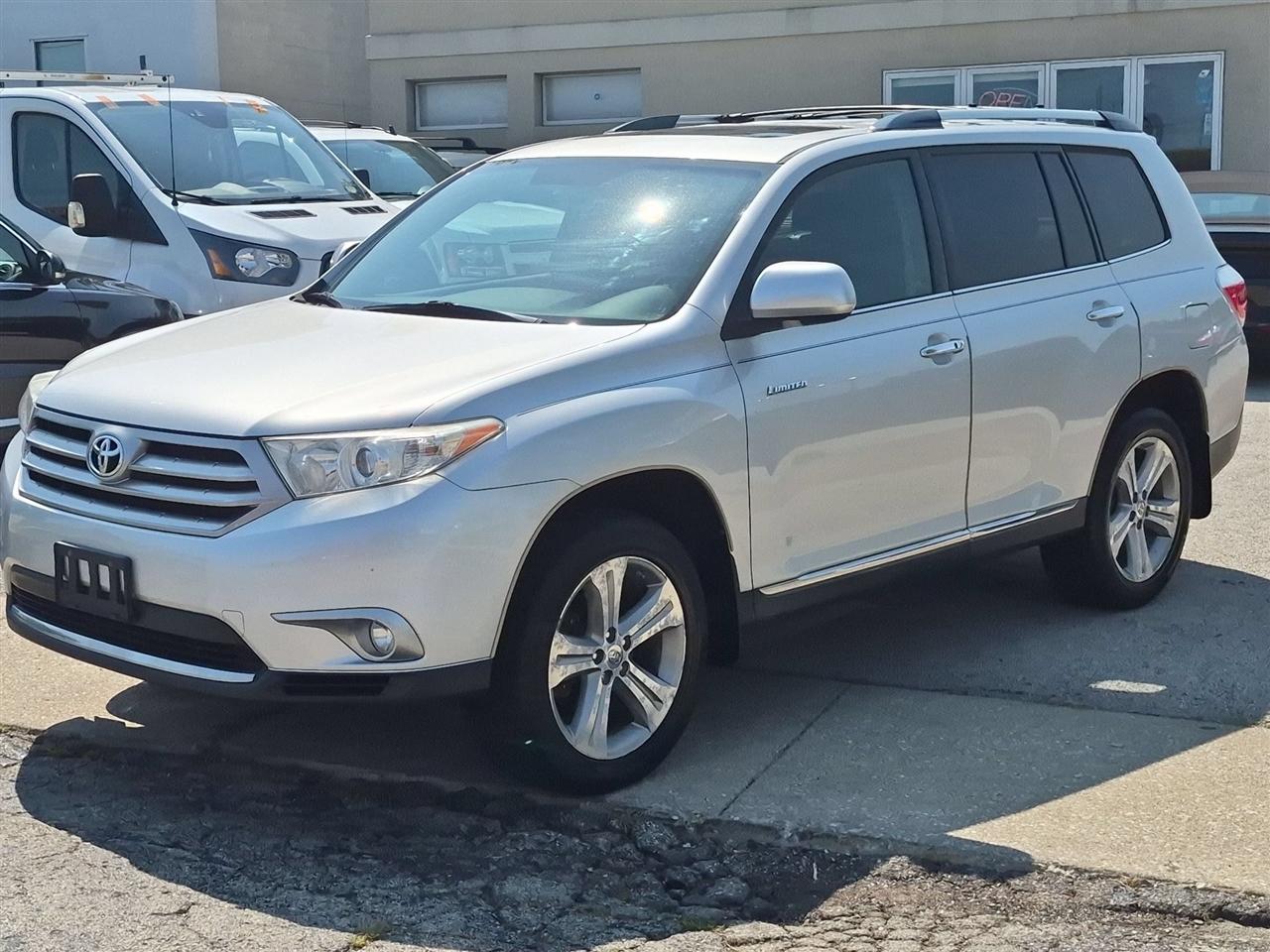 Toyota Highlander Limited AWD V6 2013