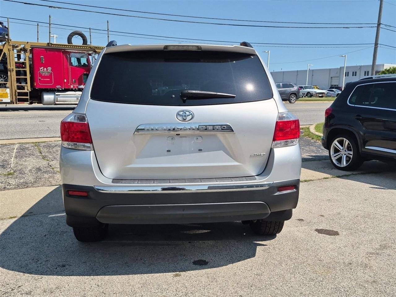Toyota Highlander Limited AWD V6 2013