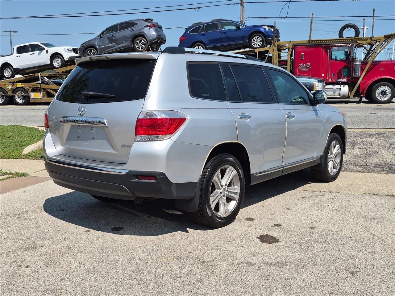 Toyota Highlander Limited AWD V6 2013