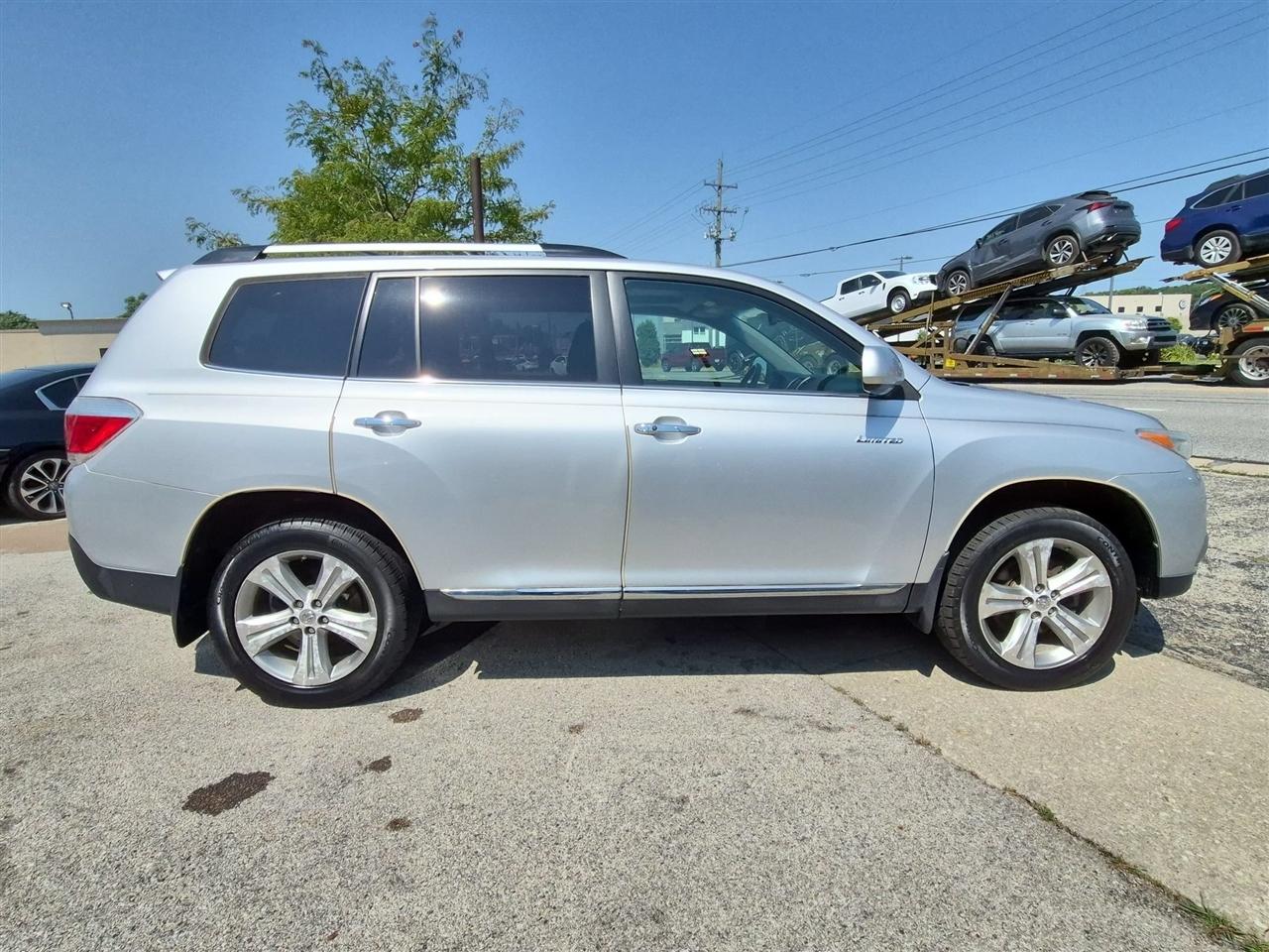 Toyota Highlander Limited AWD V6 2013