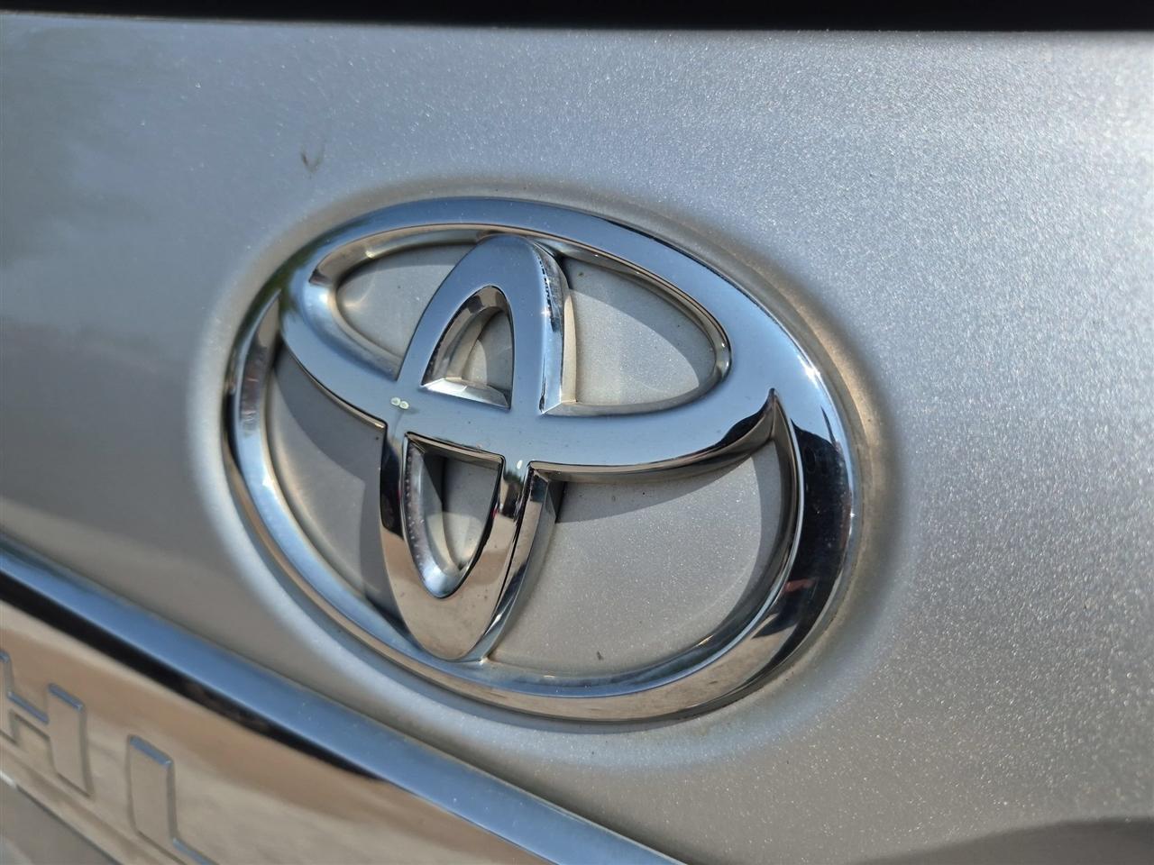 Toyota Highlander Limited AWD V6 2013