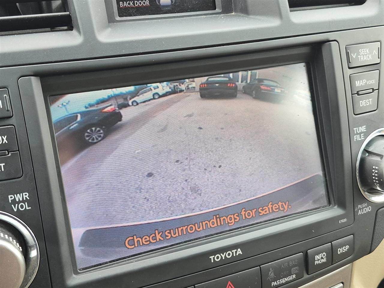 Toyota Highlander Limited AWD V6 2011