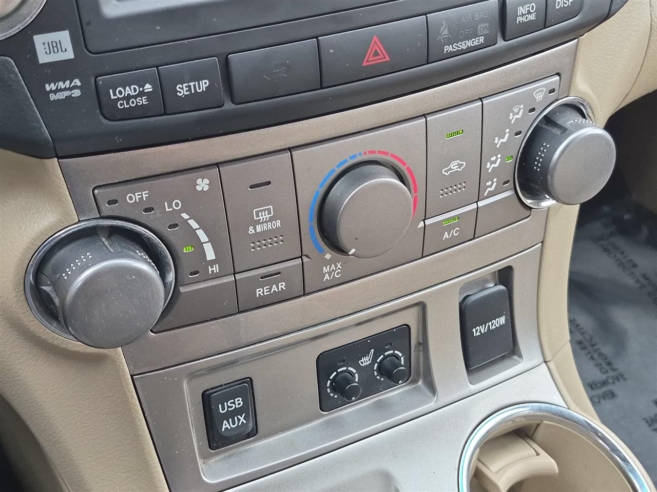 Toyota Highlander Limited AWD V6 2011
