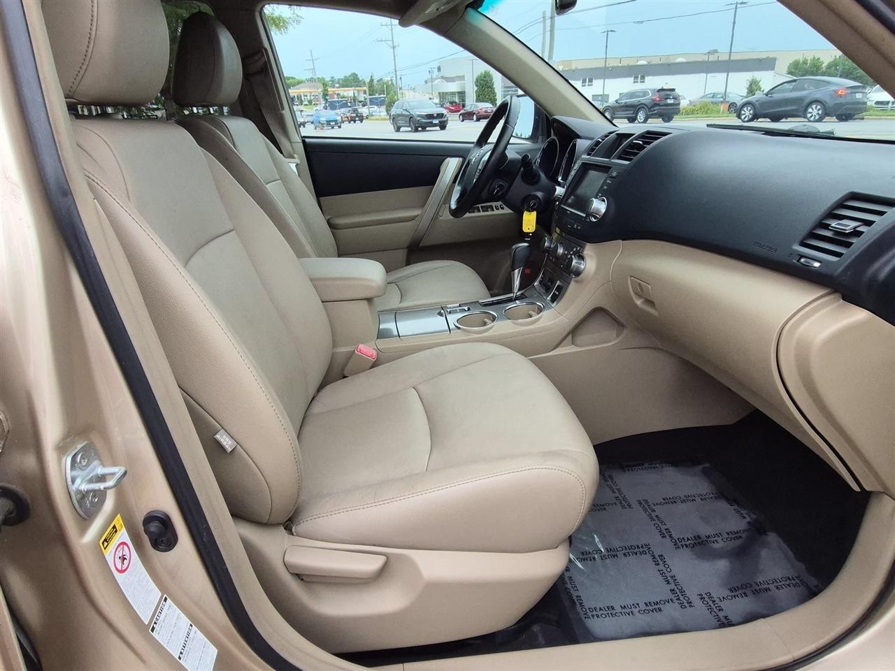Toyota Highlander Limited AWD V6 2011