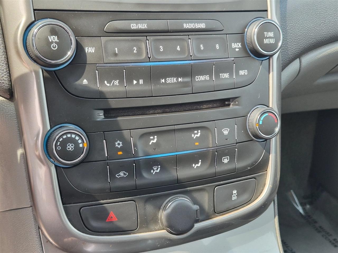 Chevrolet Malibu LS 4D Sedan 2015