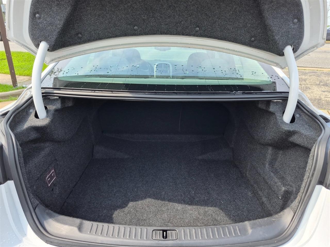 Chevrolet Malibu LS 4D Sedan 2015