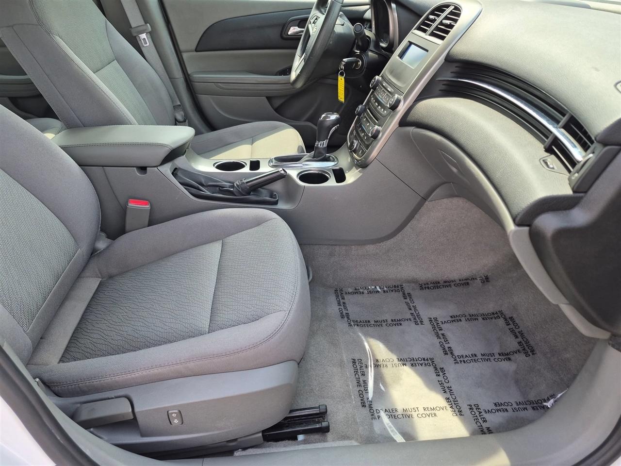 Chevrolet Malibu LS 4D Sedan 2015