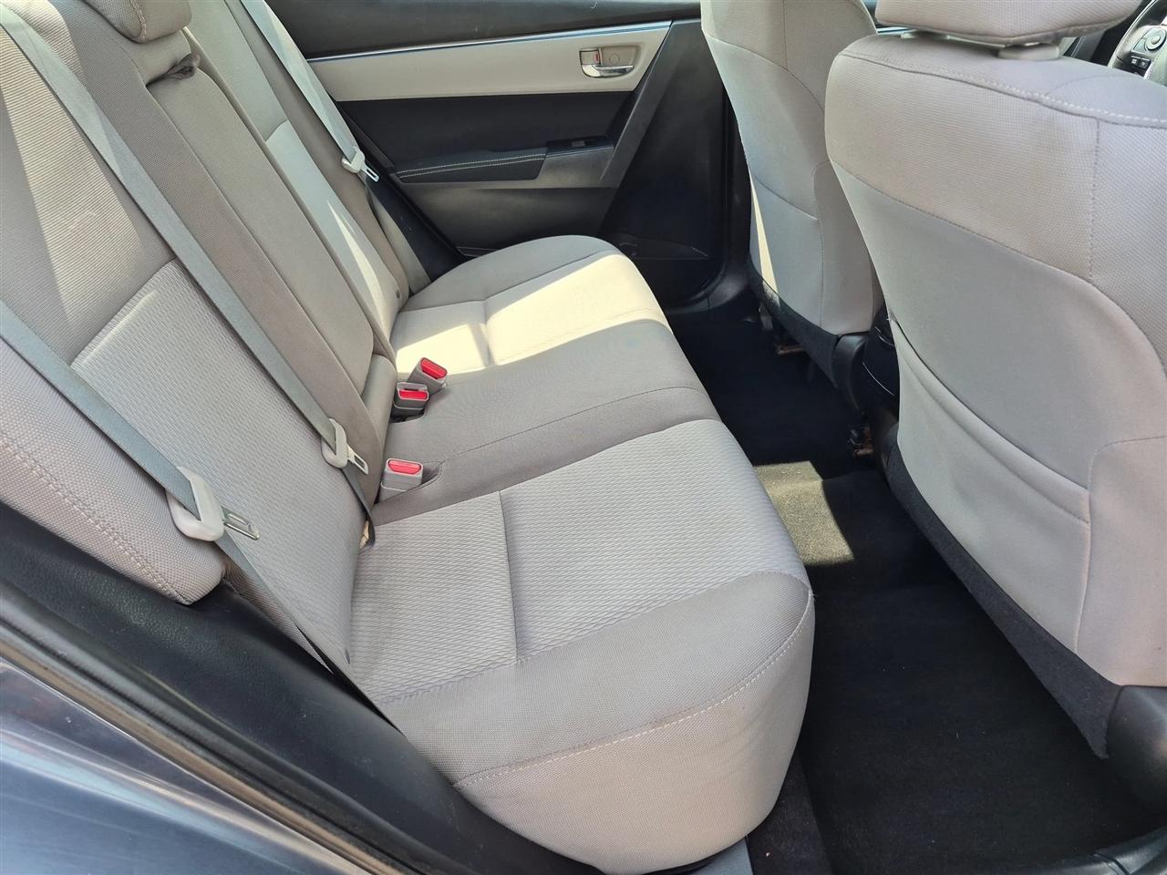 Toyota Corolla LE Eco CVT 2015