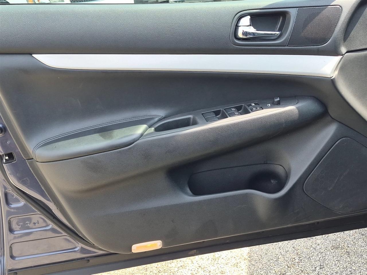 Infiniti G Sedan G37x AWD 2009