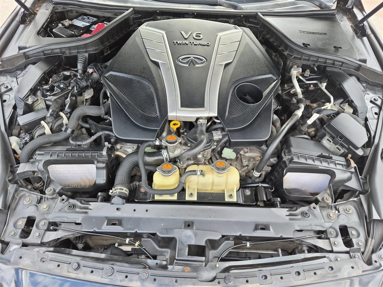 Infiniti Q50 Red Sport 400 AWD 2016