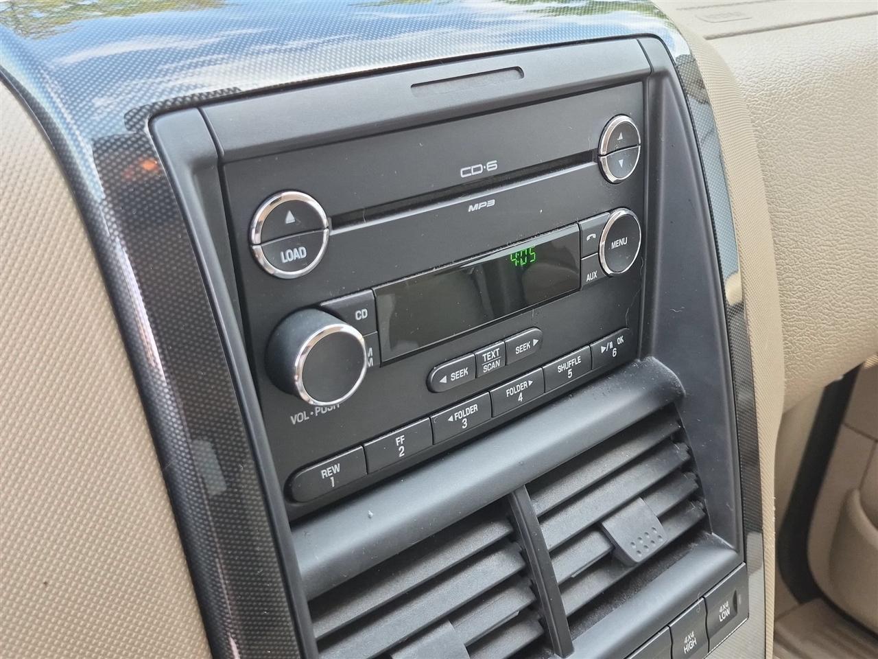 Ford Explorer XLT 4.0L 4WD 2008