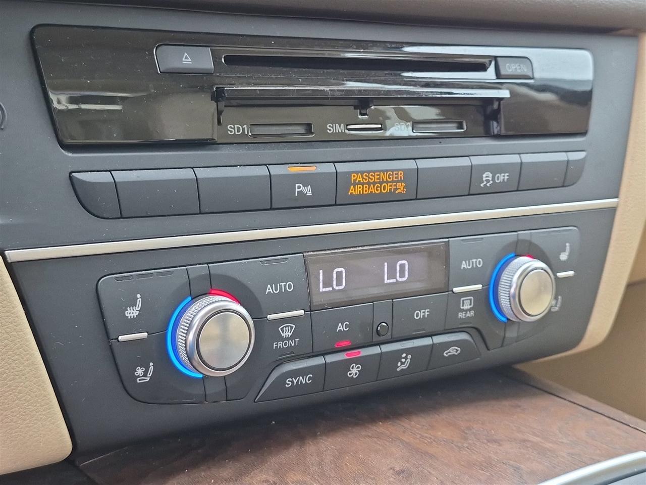 Audi A6  2012
