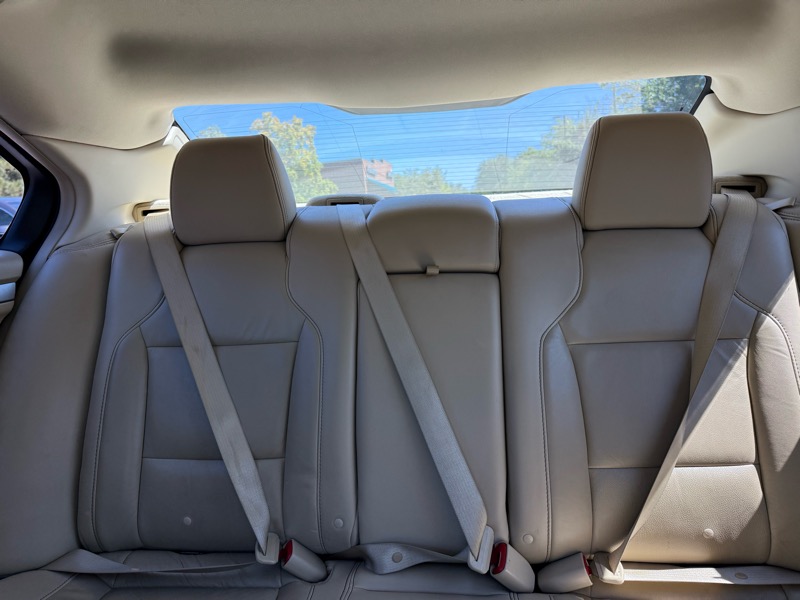 Ford Taurus SEL FWD 2016 Ford Taurus SEL FWD 2016