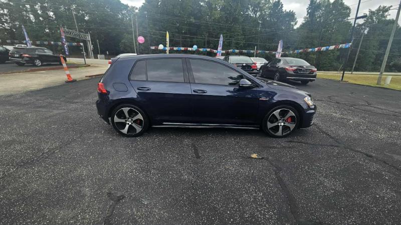 Volkswagen GTI S 6M 4-Door 2015 Volkswagen GTI S 6M 4-Door 2015