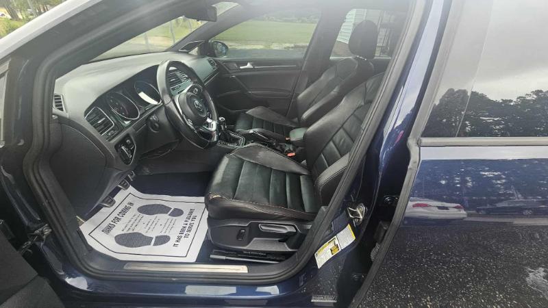 Volkswagen GTI S 6M 4-Door 2015 Volkswagen GTI S 6M 4-Door 2015