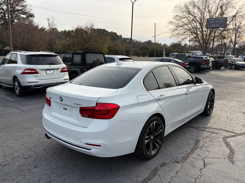 BMW 3-Series 330i Sedan 2018