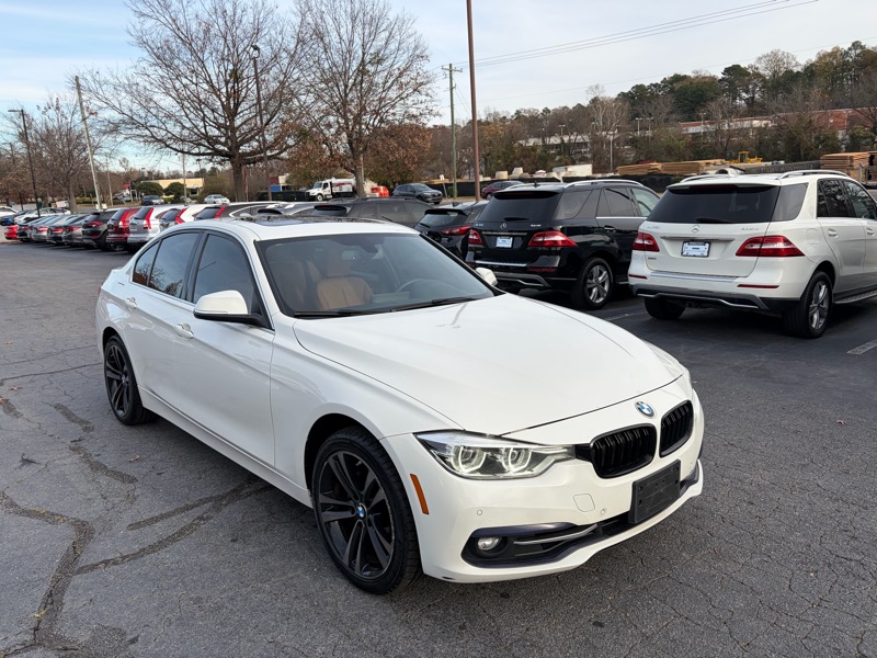 BMW 3-Series 330i Sedan 2018