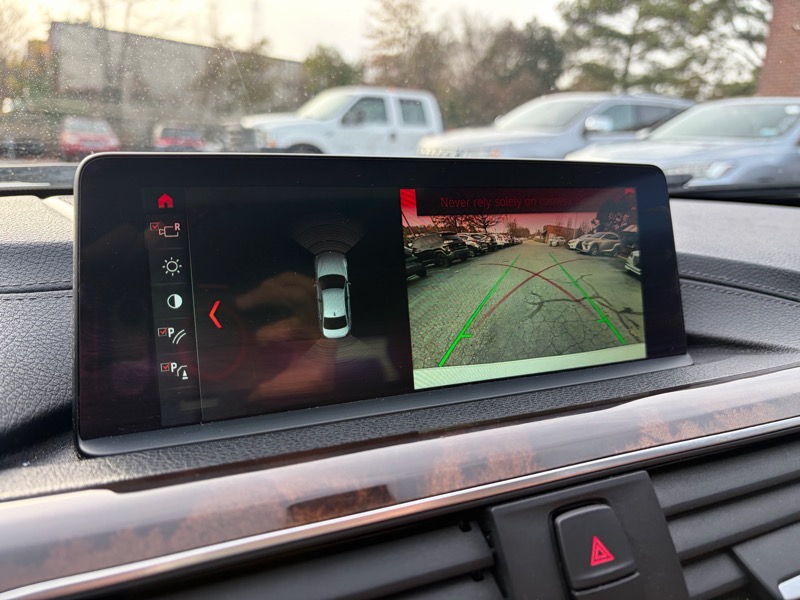 BMW 3-Series 330i Sedan 2018