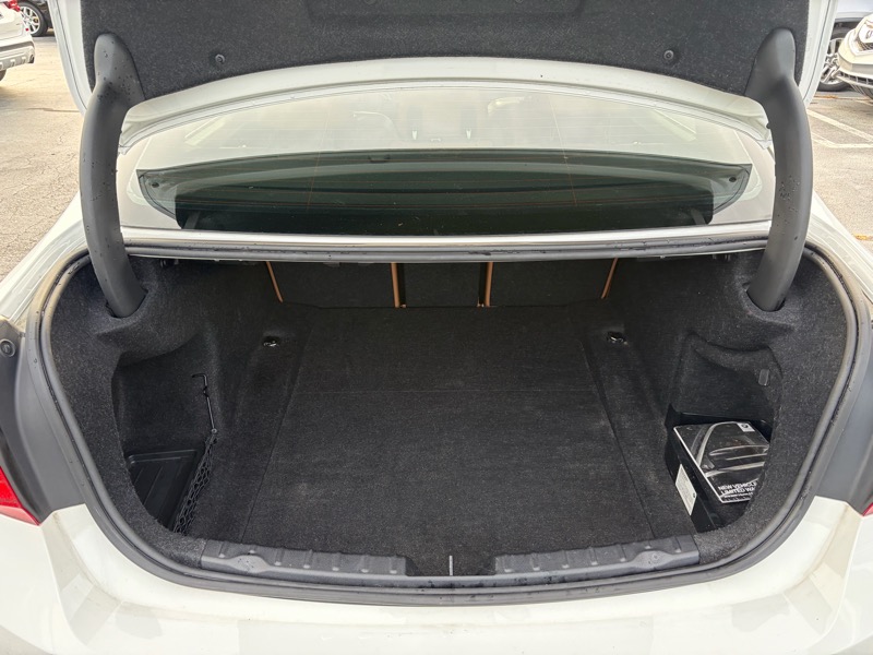 BMW 3-Series 330i Sedan 2018