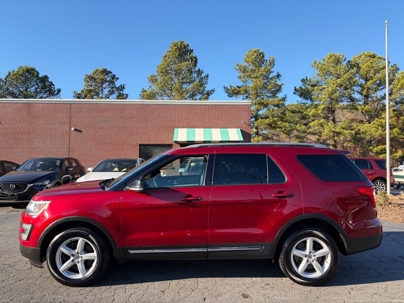 Ford Explorer XLT 4WD 2017