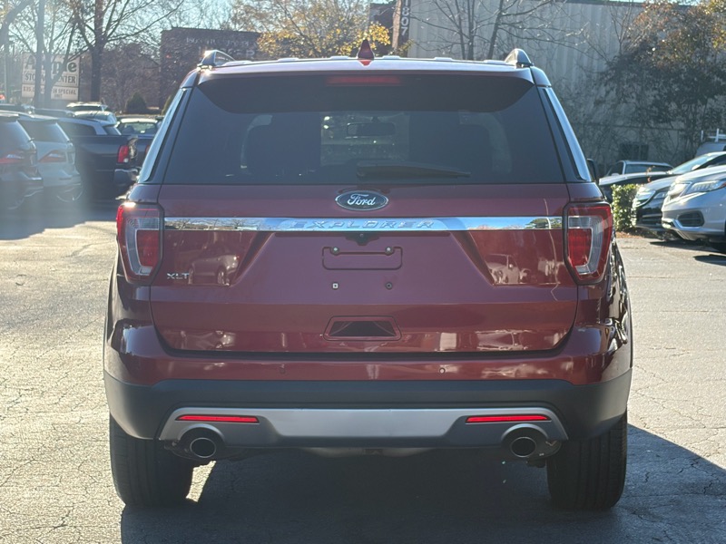 Ford Explorer XLT 4WD 2017