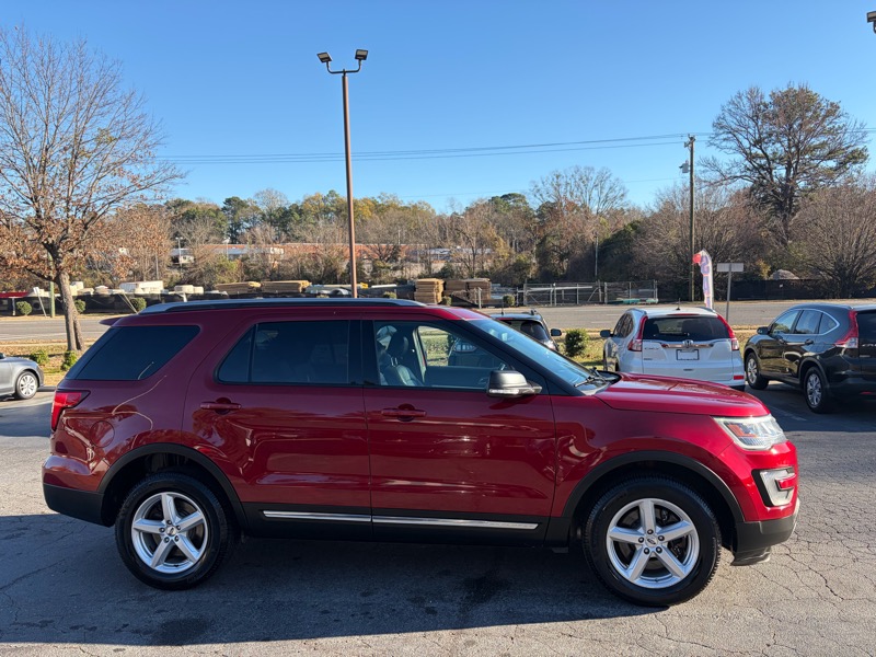 Ford Explorer XLT 4WD 2017