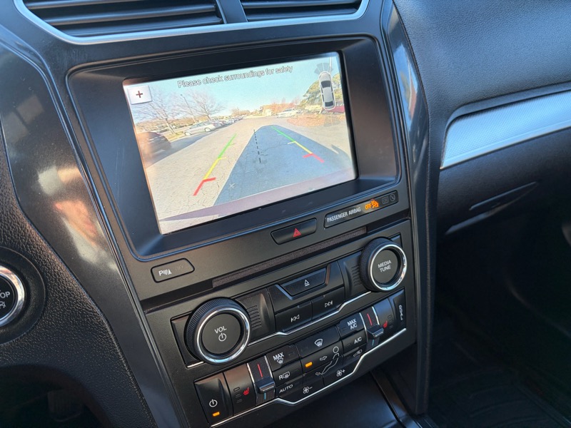 Ford Explorer XLT 4WD 2017