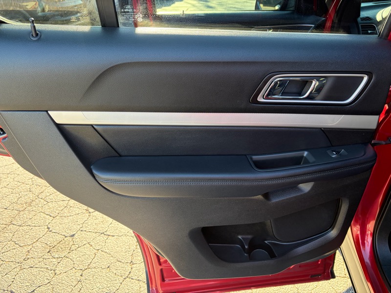 Ford Explorer XLT 4WD 2017