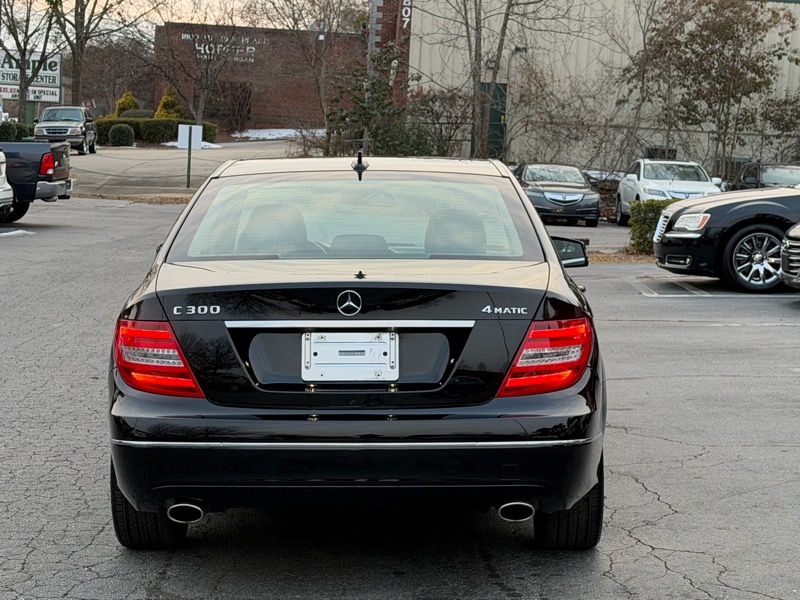 Mercedes-Benz C-Class C300 4MATIC Sport Sedan 2013
