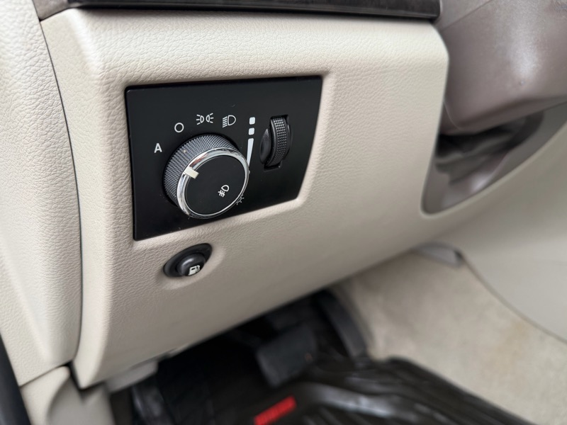 Jeep Grand Cherokee Laredo 4WD 2011