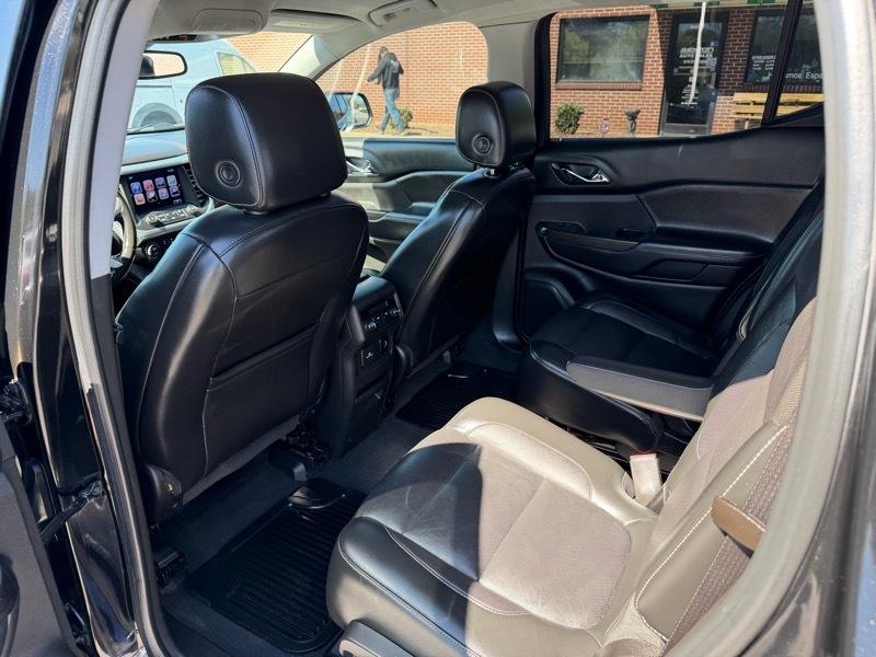 GMC Acadia SLT-1 FWD 2018