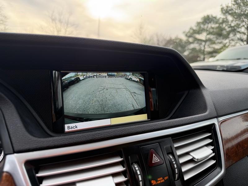 Mercedes-Benz E-Class E350 Sedan 2011