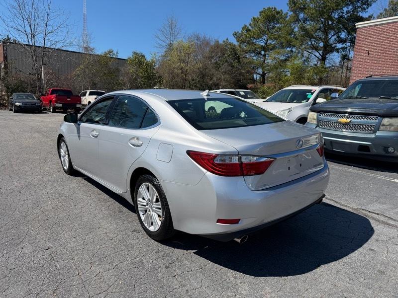 Lexus ES 350 Sedan 2013