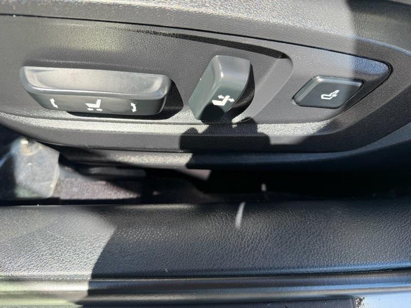 Lexus ES 350 Sedan 2013