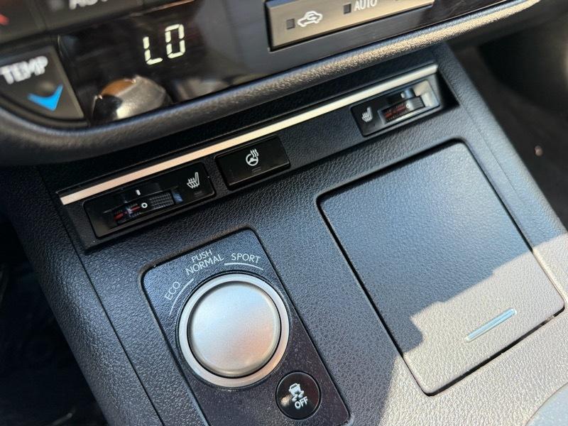 Lexus ES 350 Sedan 2013