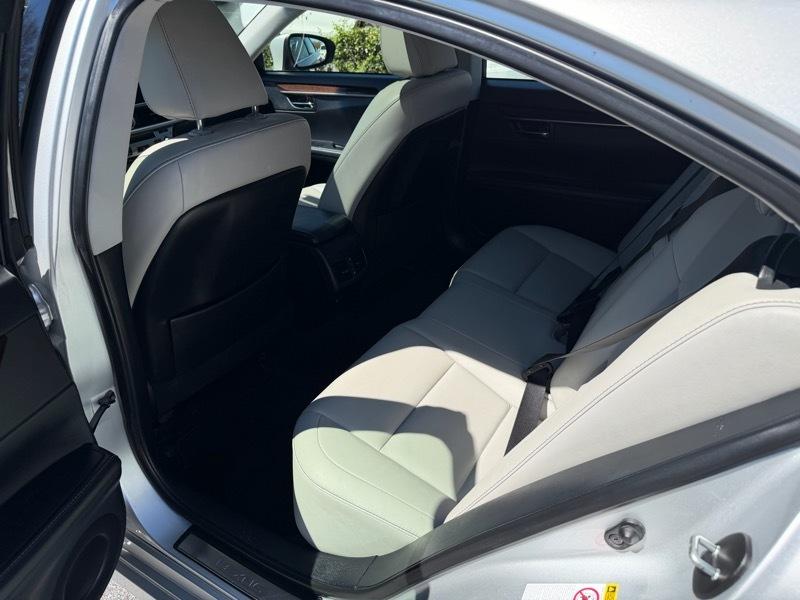 Lexus ES 350 Sedan 2013